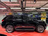 صورة 4 - Jeep Grand Cherokee (Import)