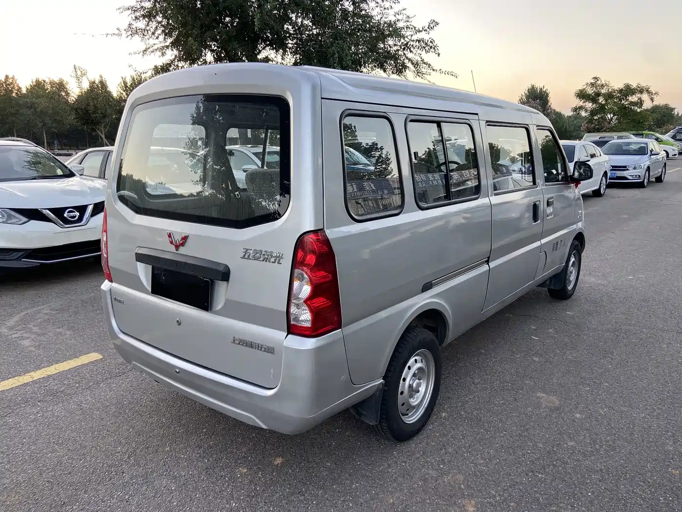 Wuling Motors Wuling Rongguang 2014 2012 1.5L Extended Standard Model