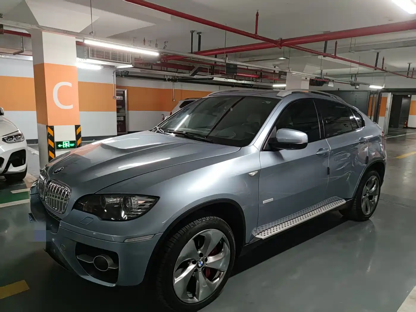 Фото 1 - BMW X6