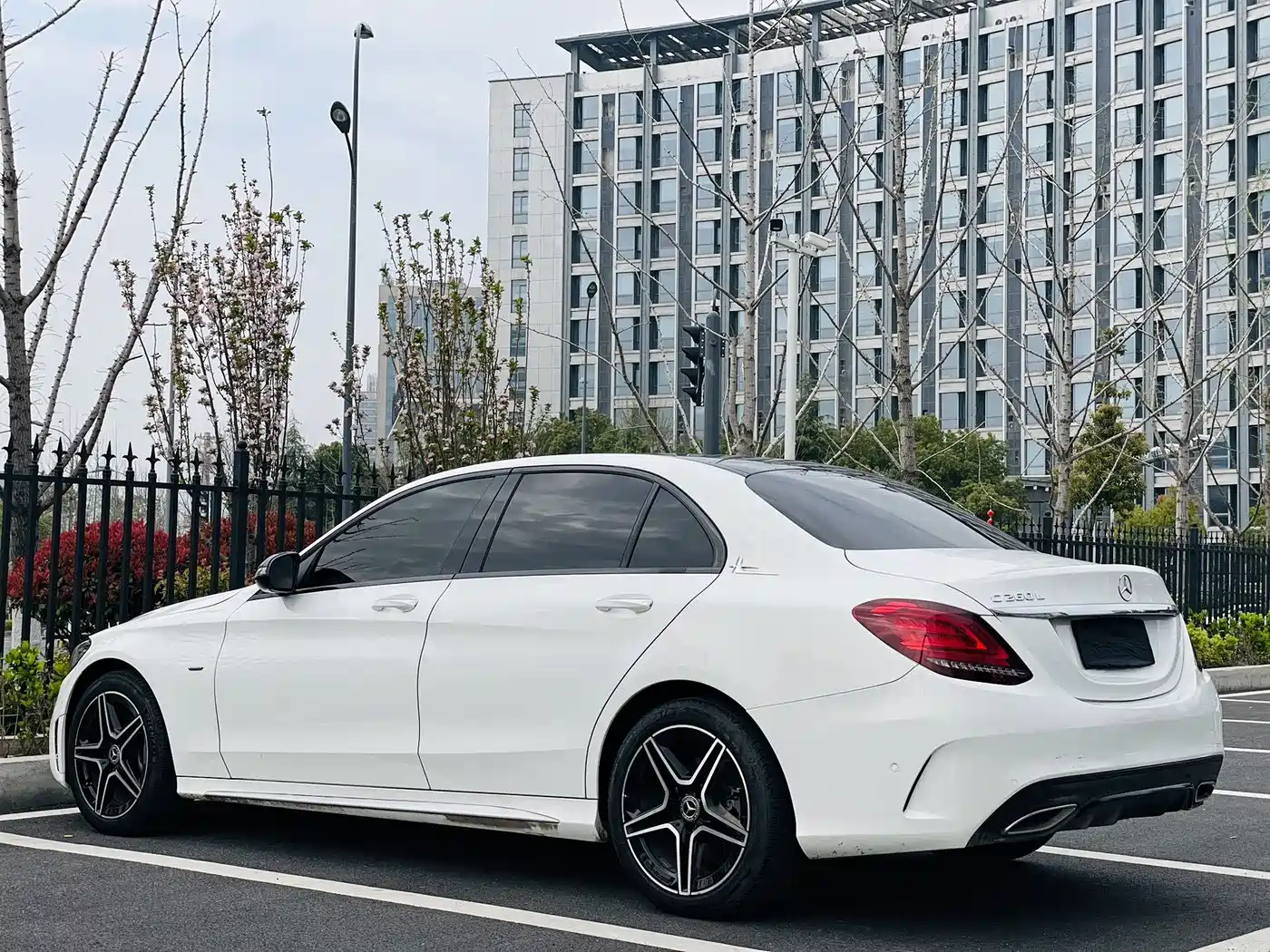 Mercedes-Benz C-Class 2021 C 260 L Sport Starry Exclusive Edition фото 9