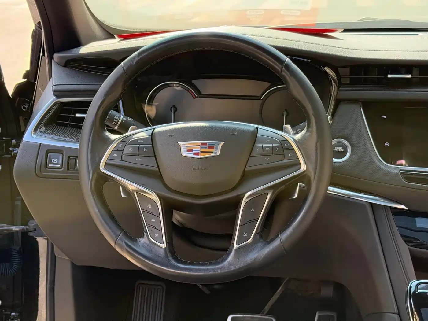 CADILLAC XT5