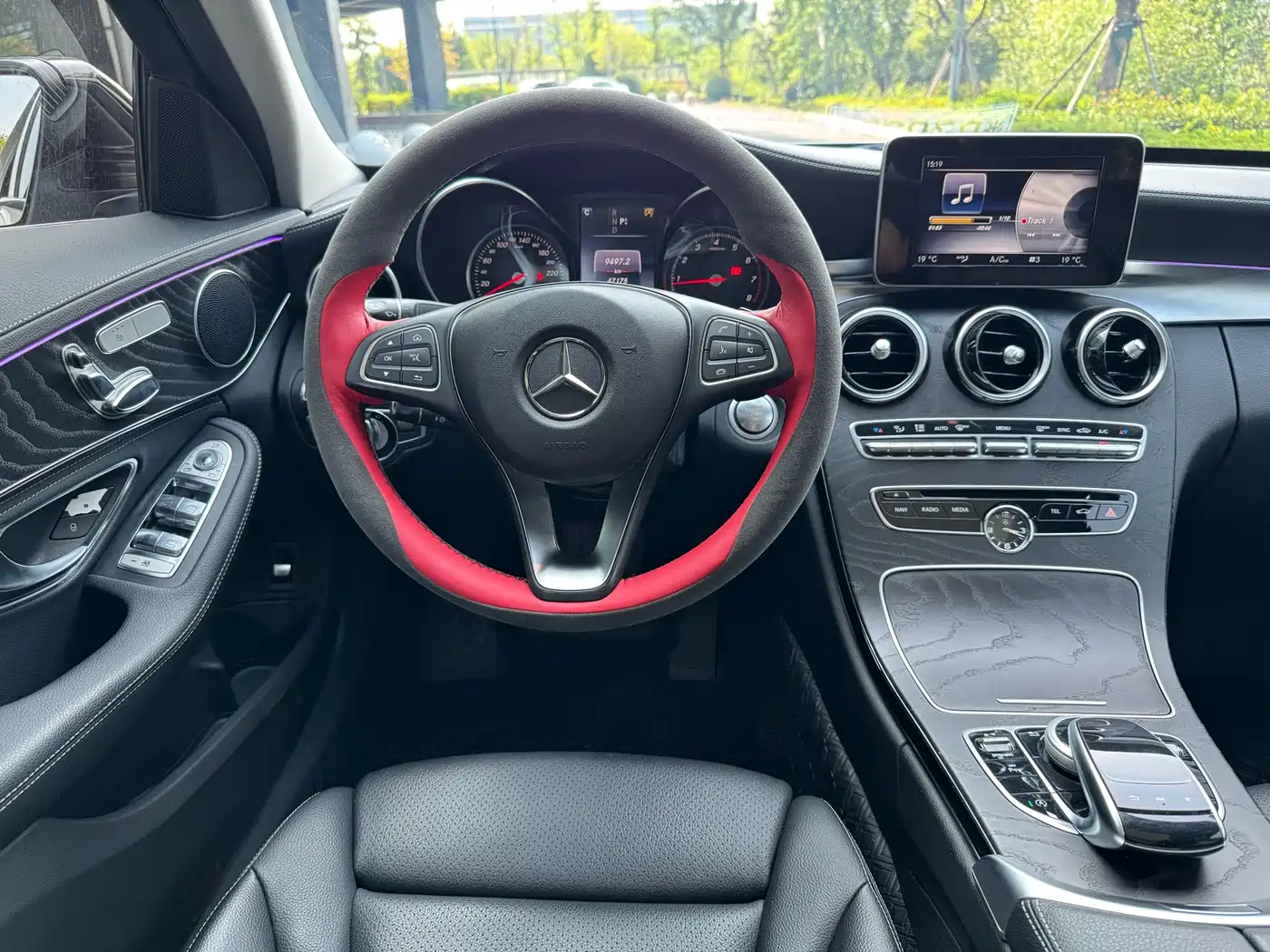 Mercedes-Benz C-Class 2016 C 200 L Sport фото 6