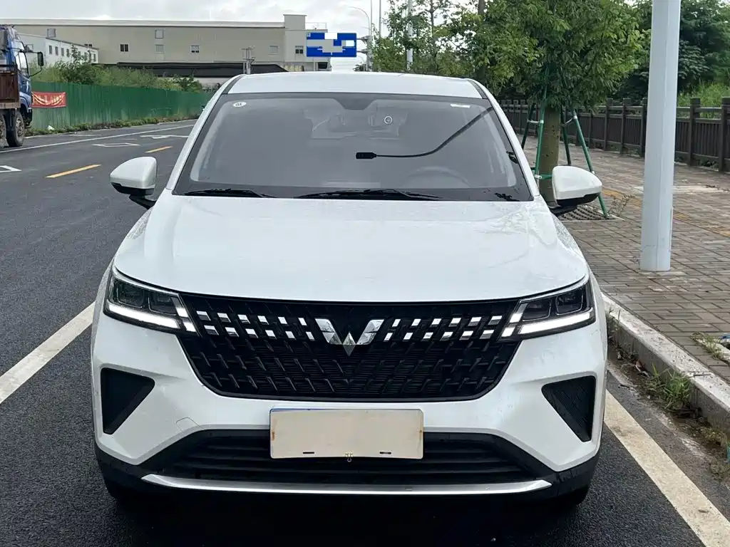 Wuling Motors Wuling Xingchi 2025 2022 1.5L CVT Enjoyment Edition