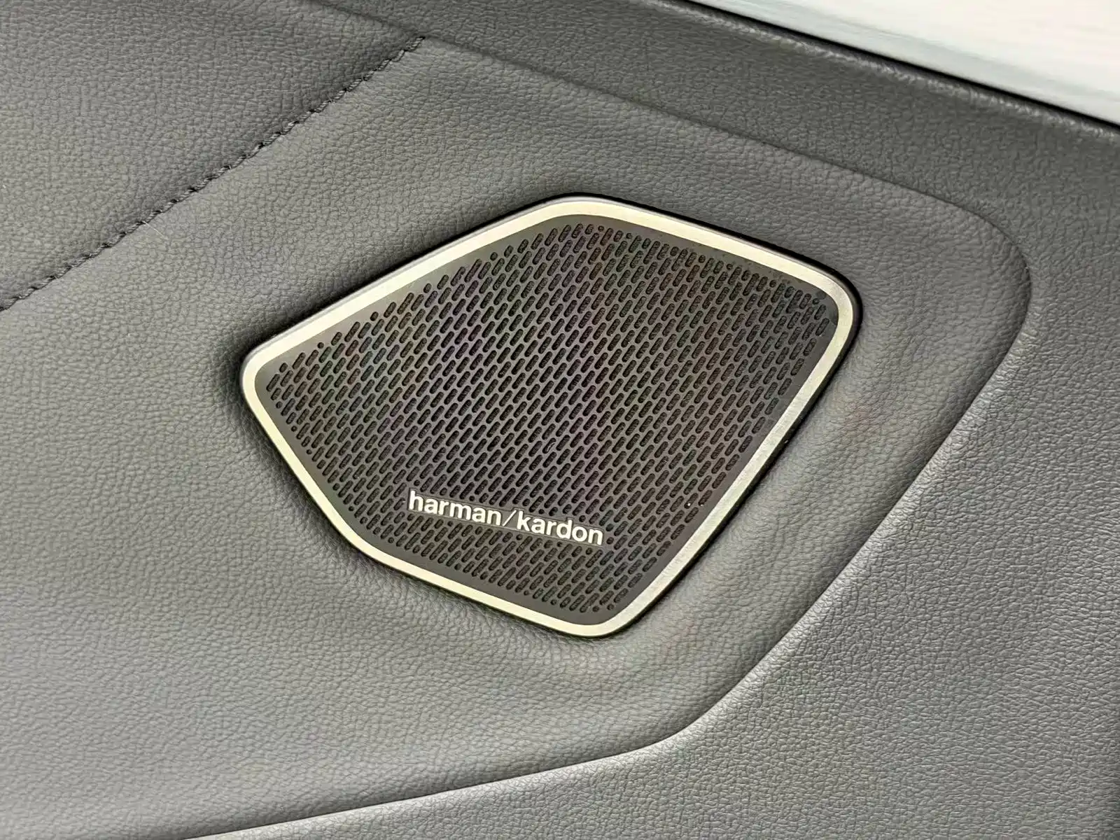 Photo 17 - Volkswagen Talagon