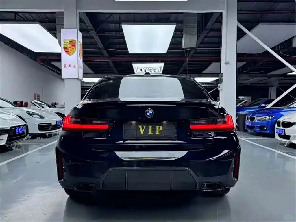 BMW 3 Series 2023 325Li M Sport Black Night Package фото 8
