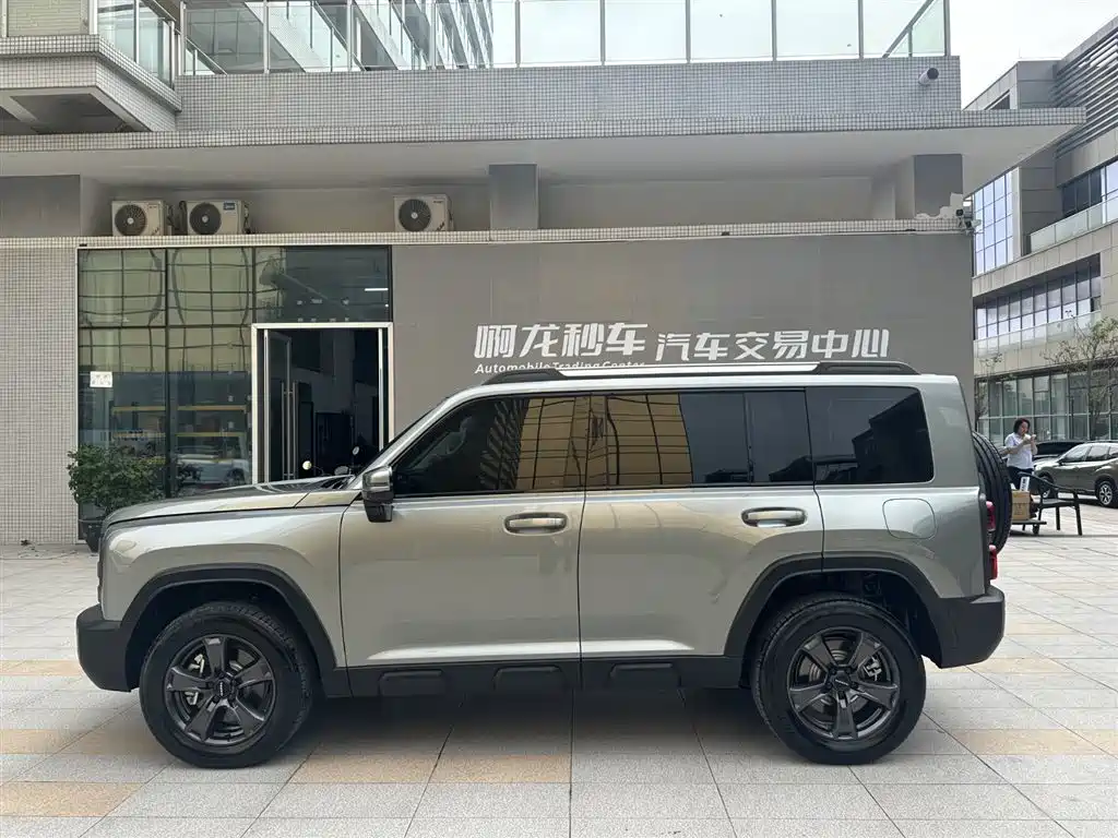 Haval Meng Long NEV 2023 Hi4 102 Explorer Edition фото 18