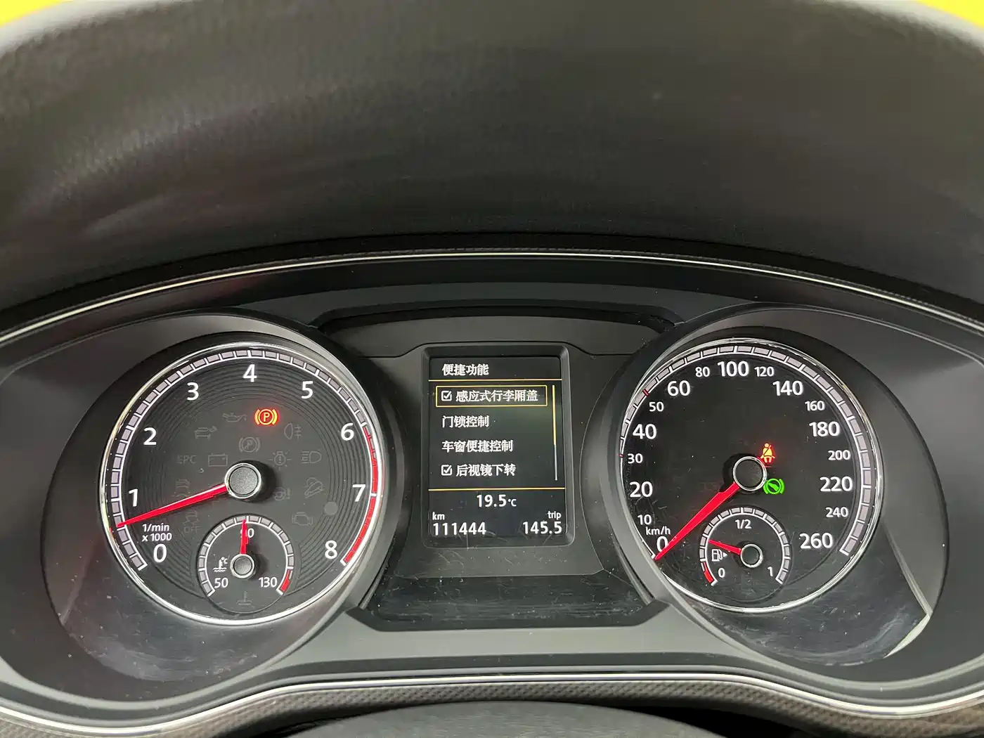 Volkswagen Passat 2017 330TSI DSG Luxury фото 20