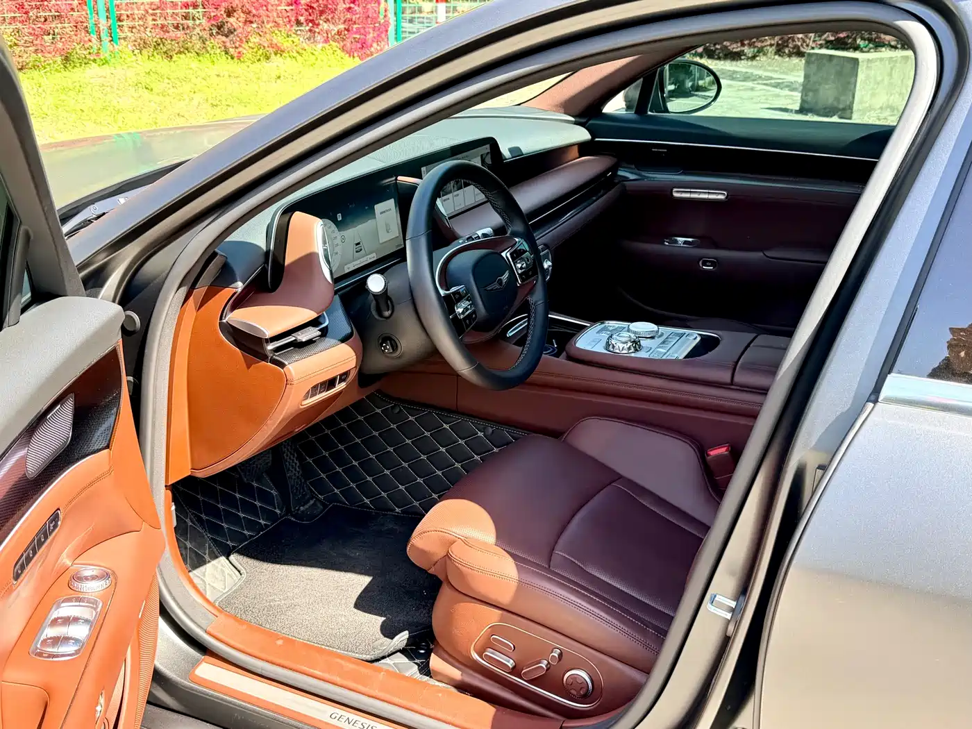 Genesis G90 2023 3.5T Luxury Version фото 6