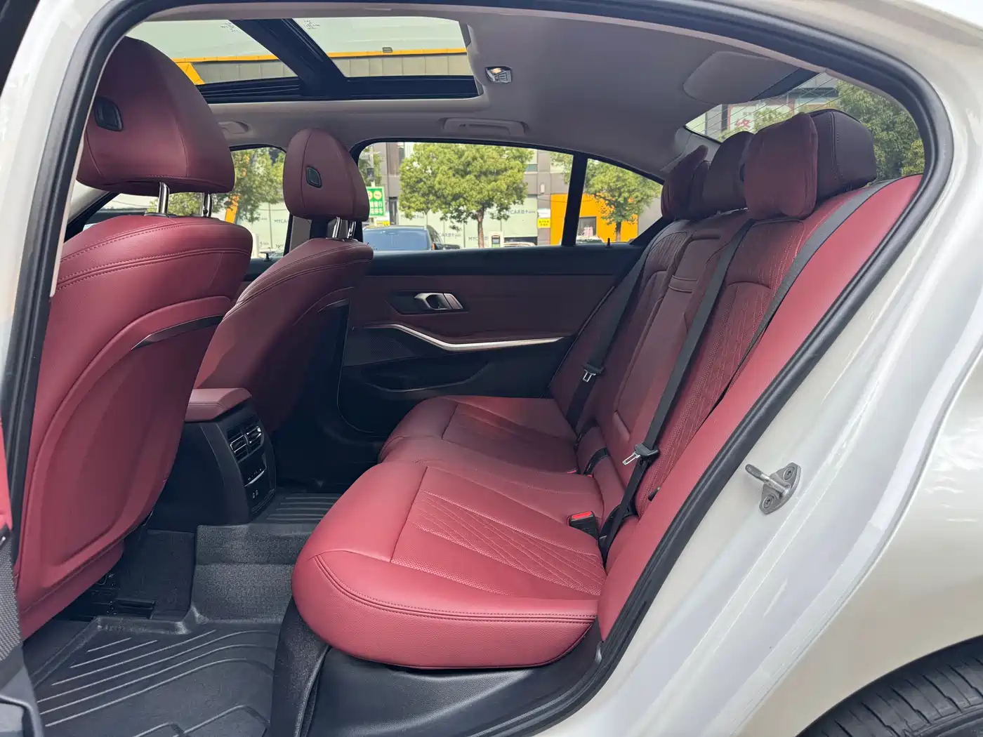 BMW i3 2022 eDrive 35 L фото 5