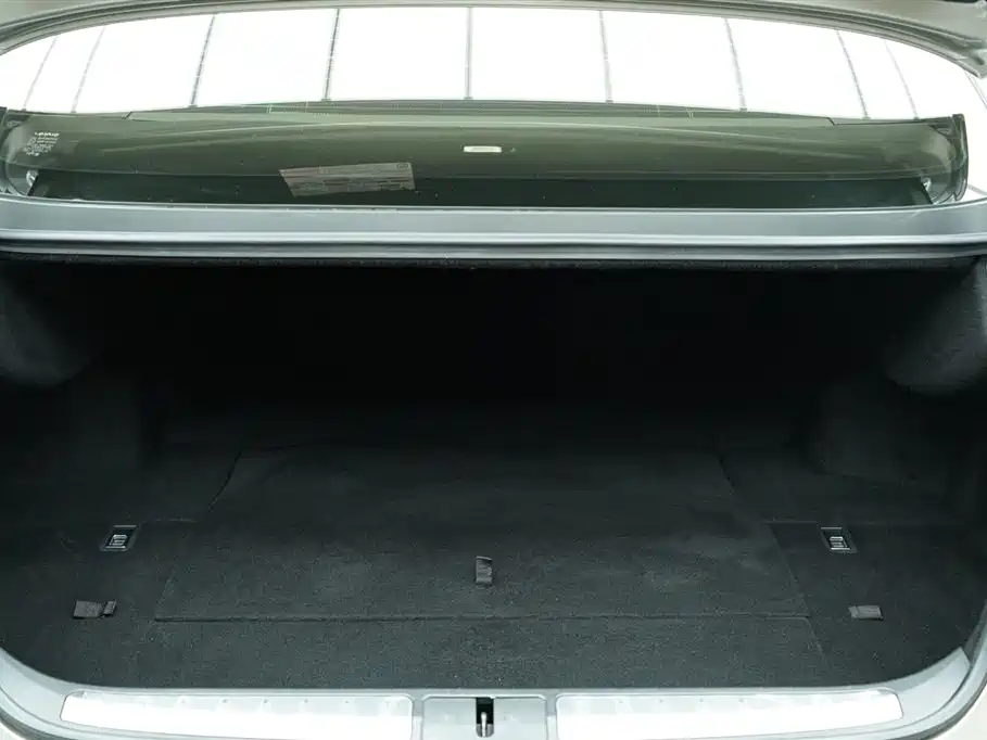 Lexus LS 2018 500h Executive Edition China V фото 22
