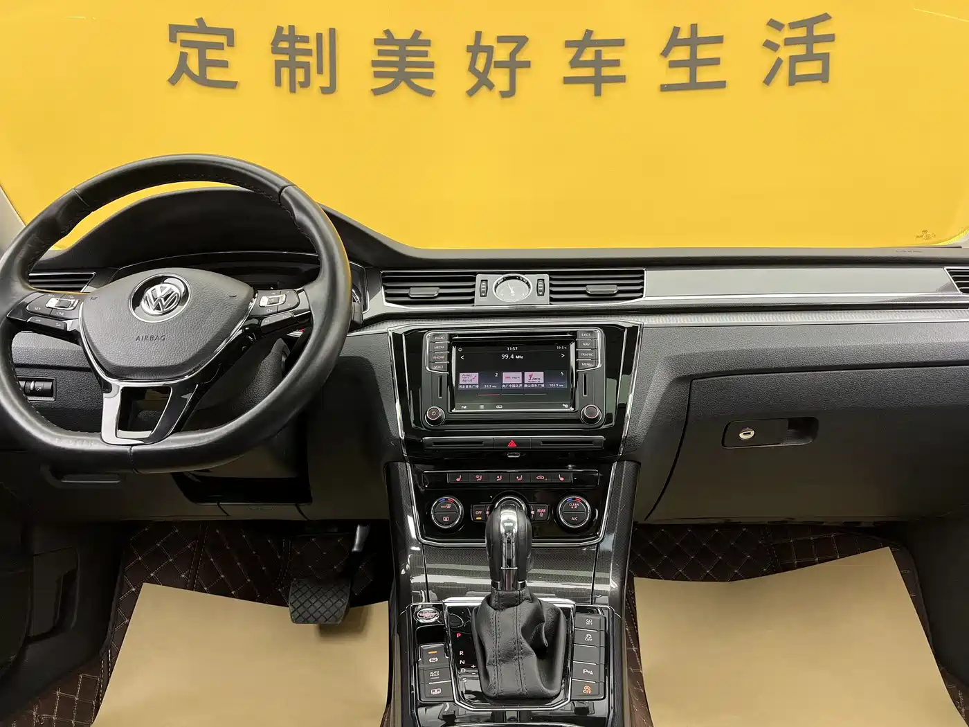 Volkswagen Passat 2017 330TSI DSG Luxury фото 19