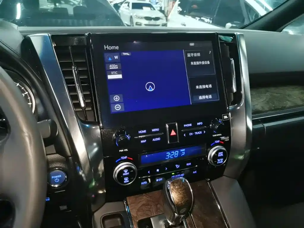 Toyota Vellfire 2023 Crown Hybrid 2.5L HV Ultimate фото 13