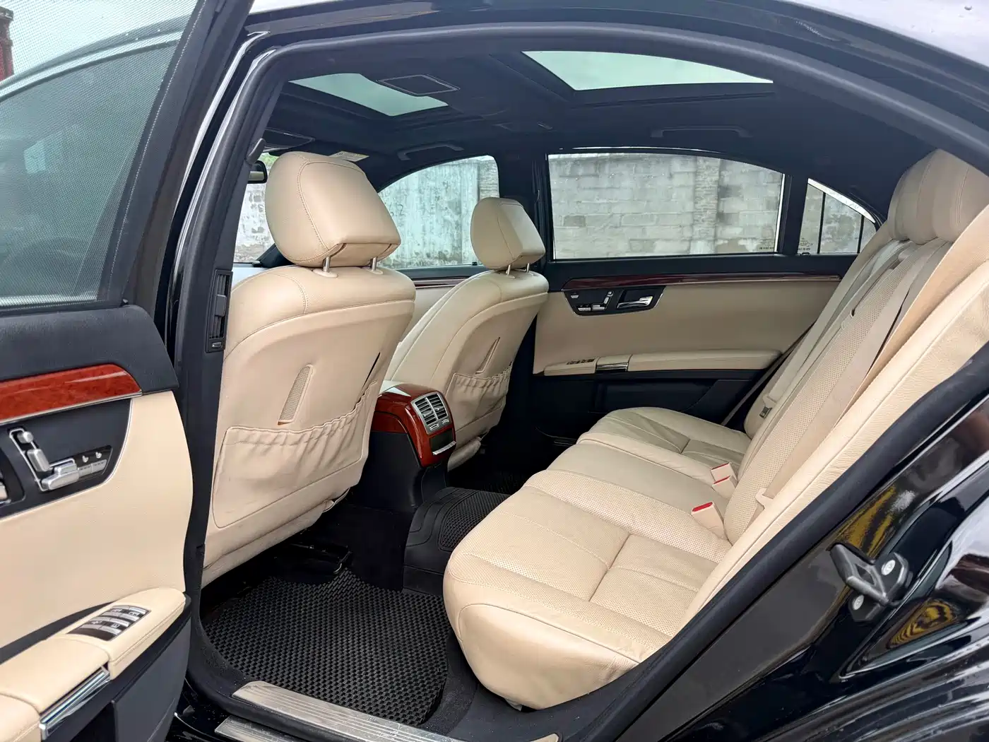 Mercedes-Benz S-Class фото 6