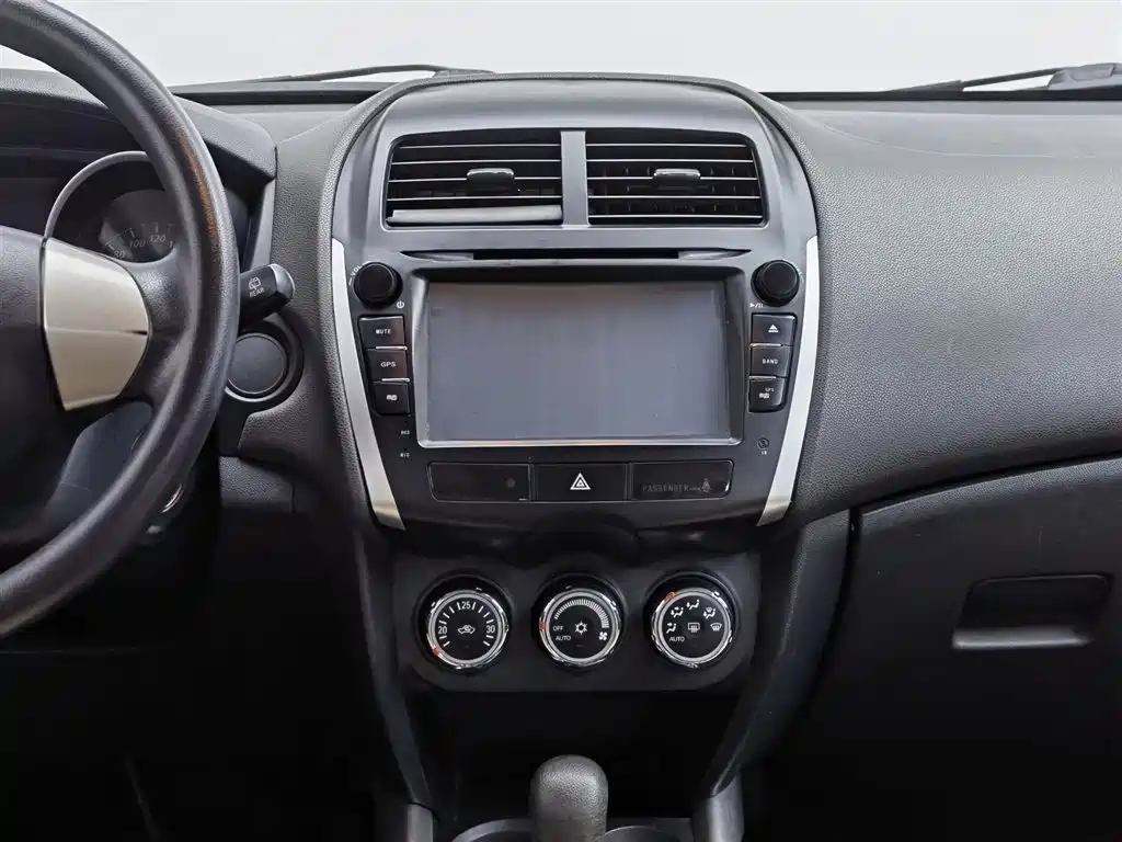 Mitsubishi ASX 2013 2.0L CVT 2WD Elite фото 12
