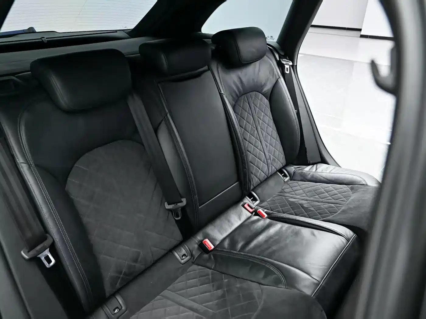 Audi RS 6 2016 RS 6 4.0T Avant фото 16