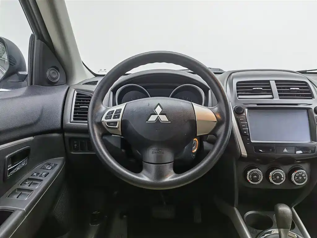 Mitsubishi ASX 2013 2.0L CVT 2WD Elite фото 11