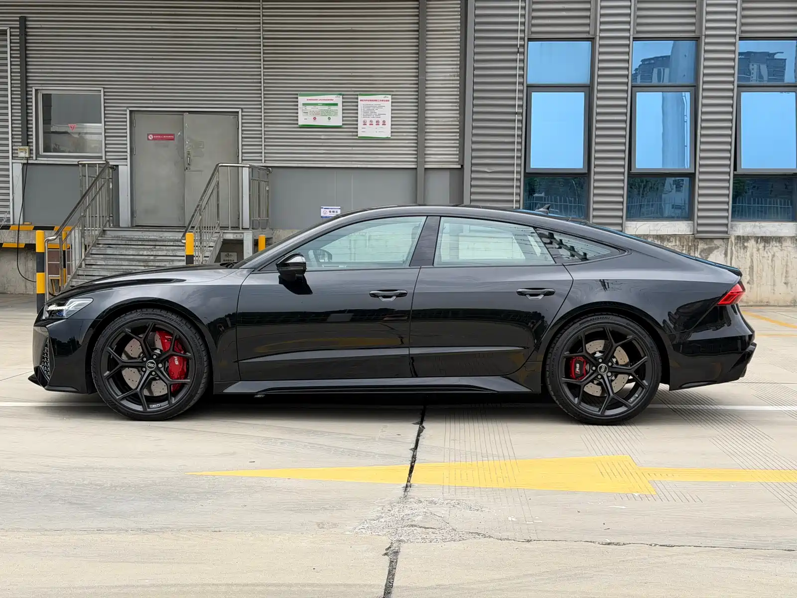 Photo 27 - Audi RS 7