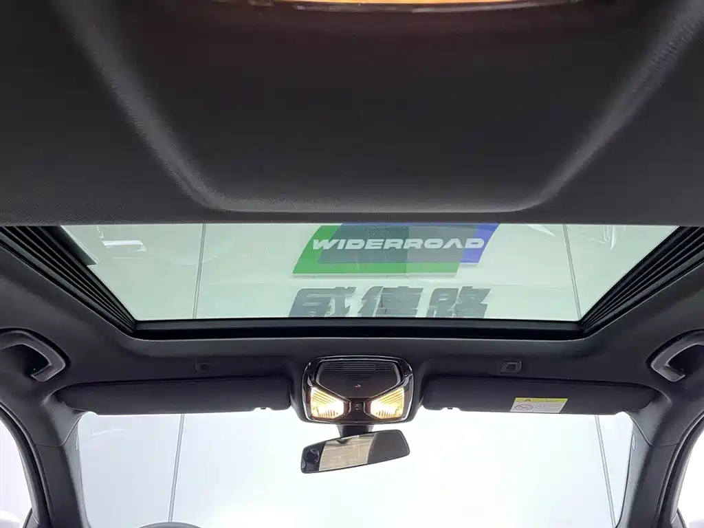 BMW 5 Series 2020 525Li M Sport Package фото 20