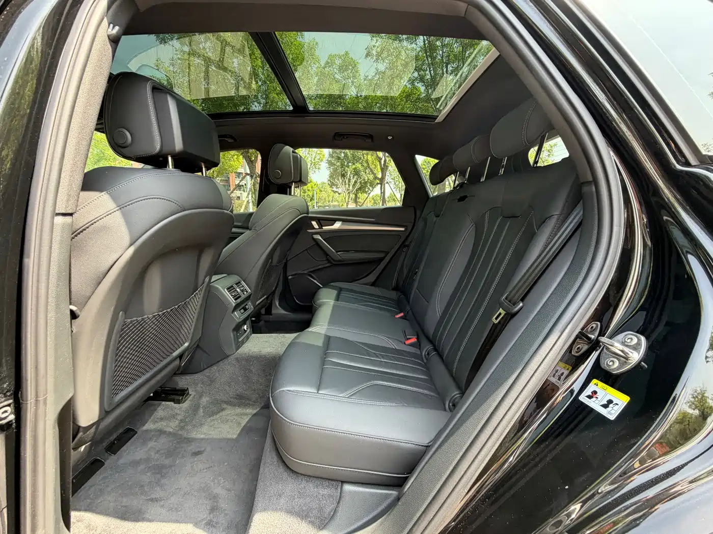 Audi Q5L 2024 Model 40 TFSI Luxury Dynamic фото 7