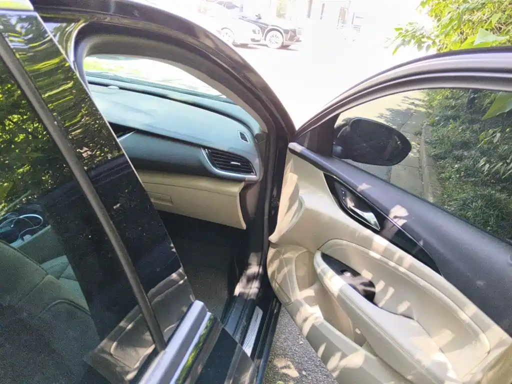 BUICK REGAL
