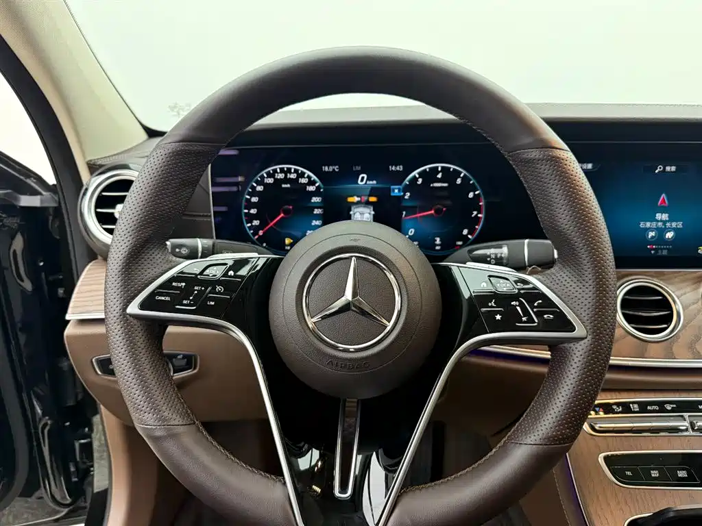  E CLASS