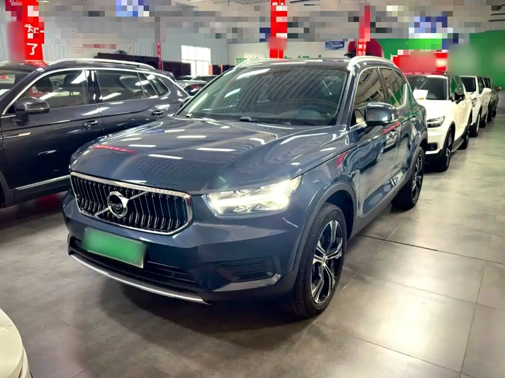 Volvo XC40 2022 — пригон из Китая