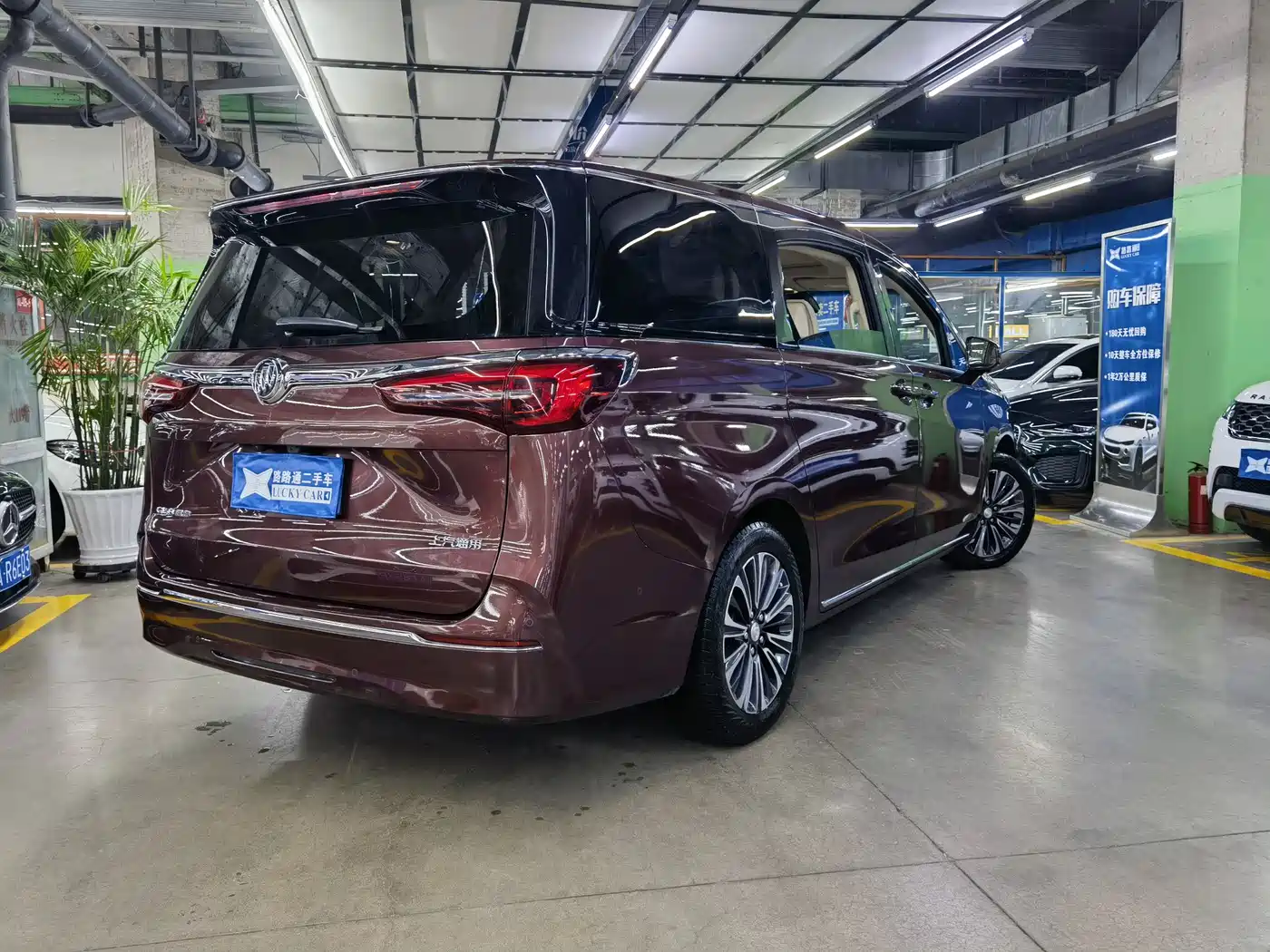 BUICK GL8