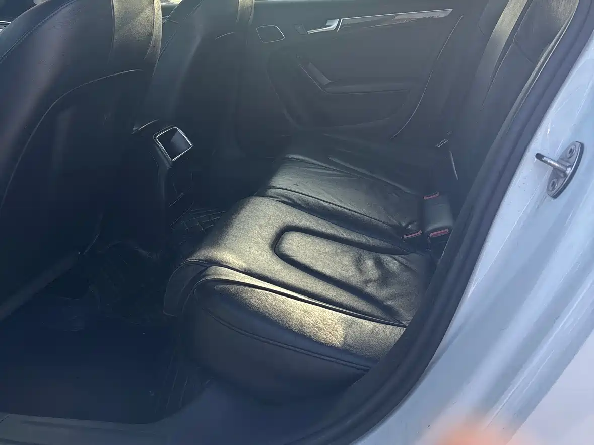 Audi A4L 2013 35 TFSI Automatic Comfort фото 11