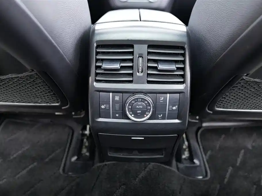 Mercedes-Benz GLS 2018 GLS 400 4MATIC Dynamic фото 13