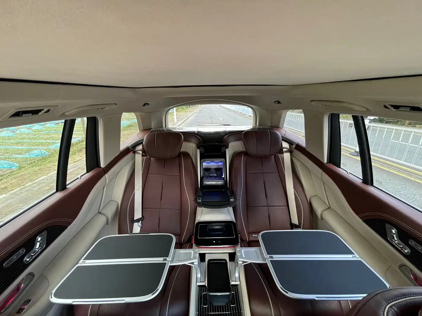 Mercedes-Benz Maybach GLS 2022 GLS 480 4MATIC фото 18