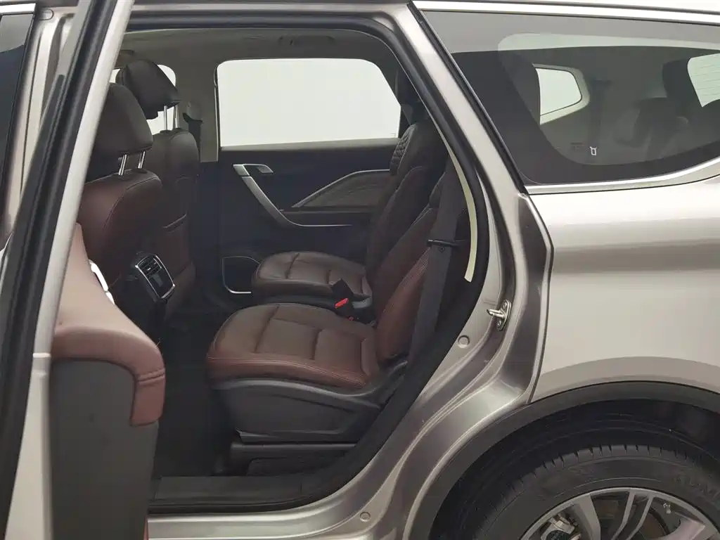 GEELY AUTOMOBILE JIAJIE