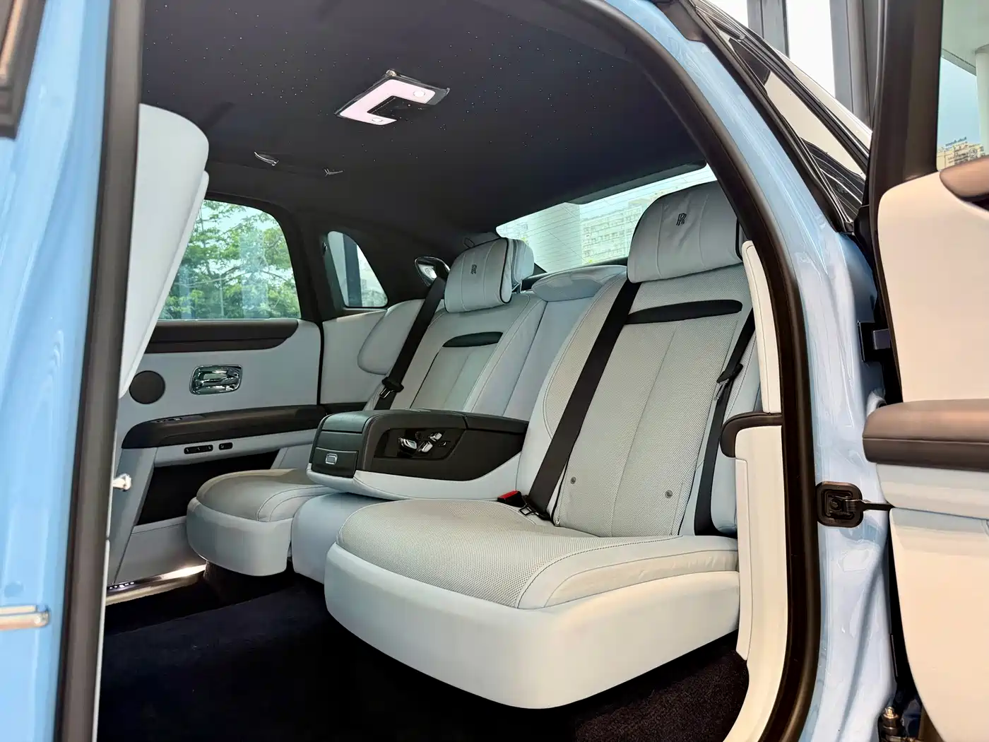 Rolls-Royce Ghost 2021 6.7T Long Wheelbase фото 8