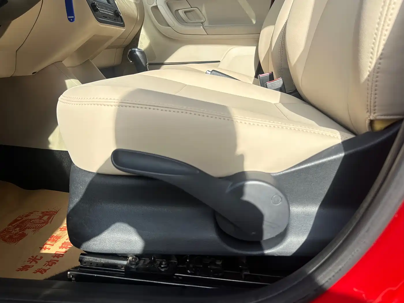 Škoda Fabia 2014 1.4L Automatic Crystal Edition фото 17