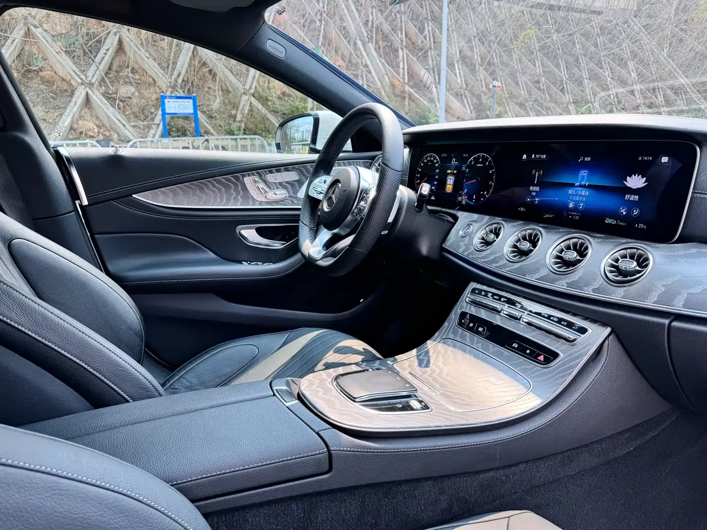 Mercedes-Benz CLS 2021 CLS 300 Luxury фото 10