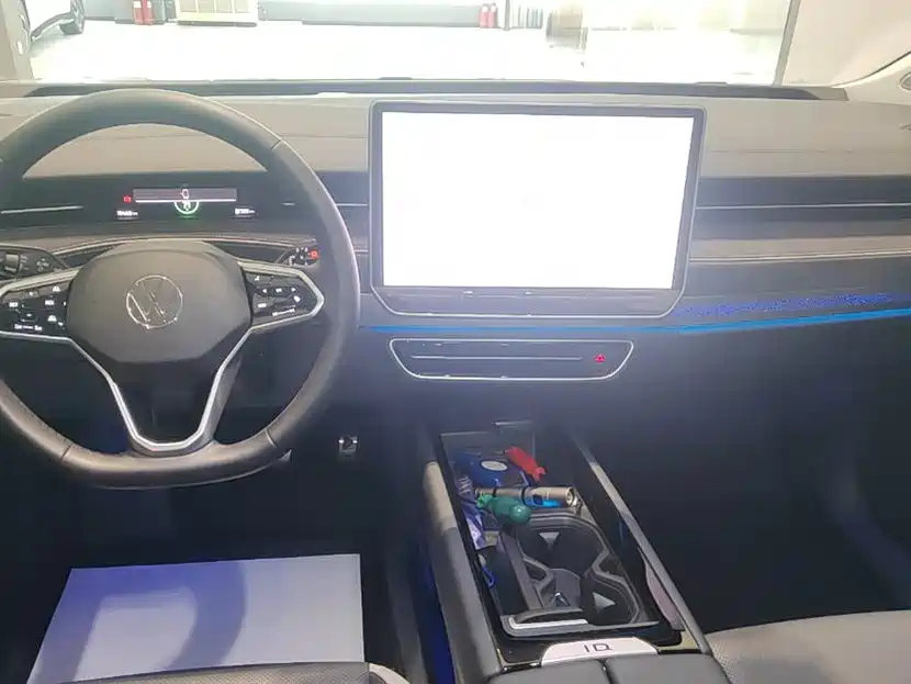 VOLKSWAGEN ID.7 VIZZION