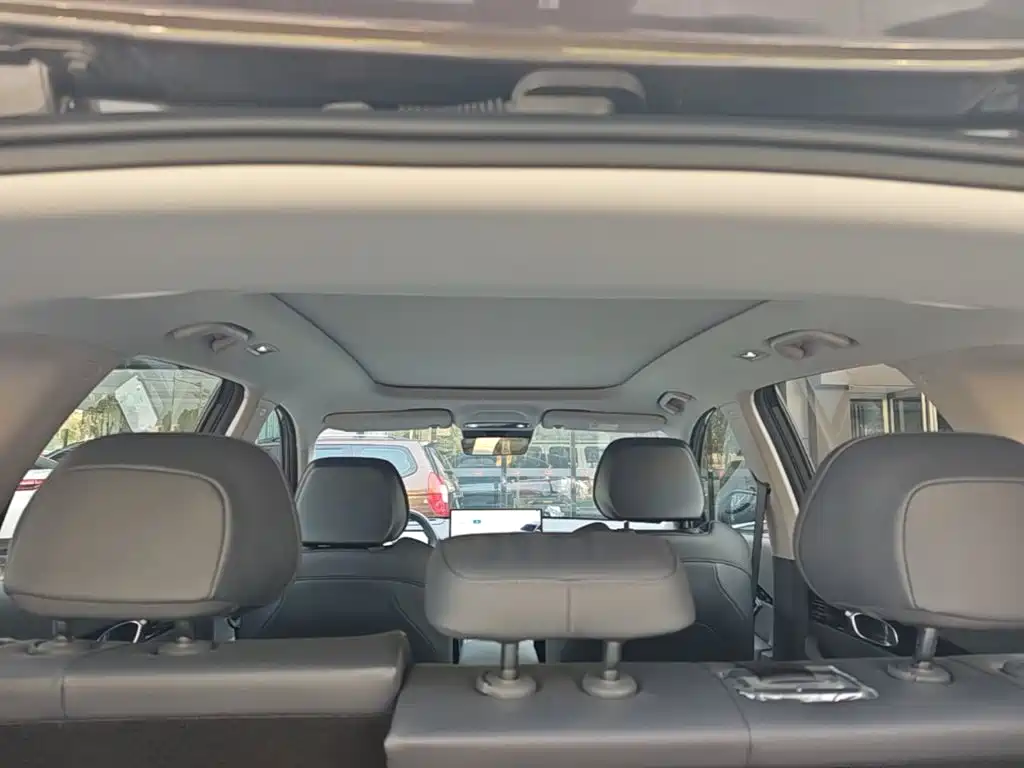 Photo 18 - Geely Galaxy Galaxy E5