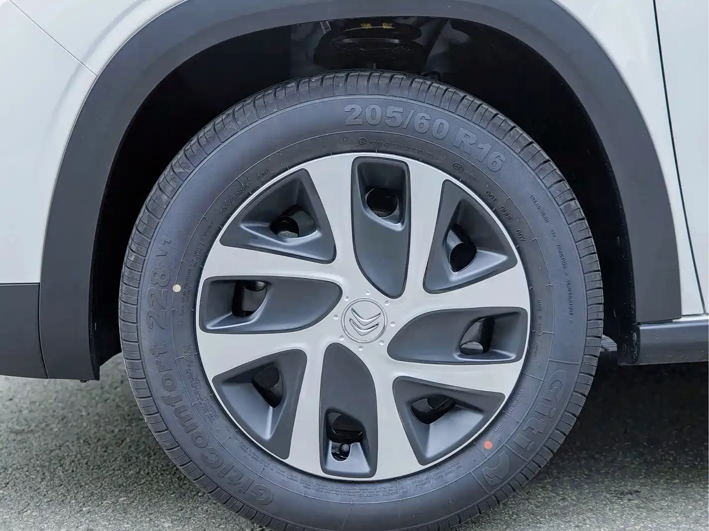 Фото 9 - Citroën C3-XR