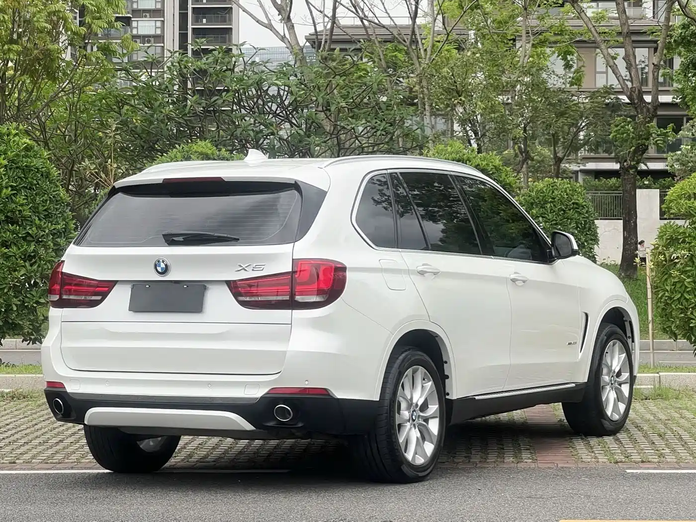BMW X5 (Import) 2018 xDrive28i фото 15