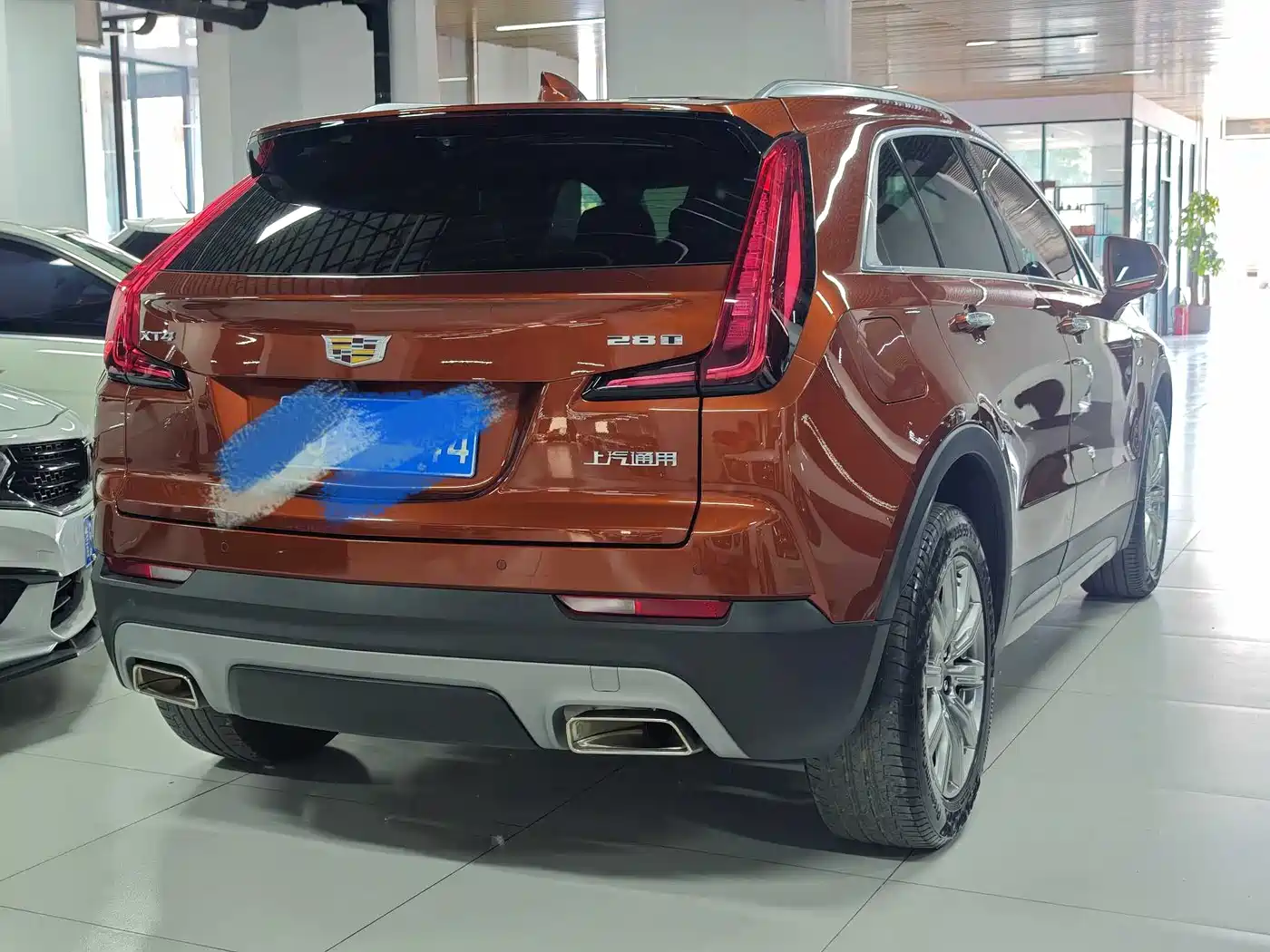 Cadillac XT4 2018 Model 28T 2WD Luxury фото 4