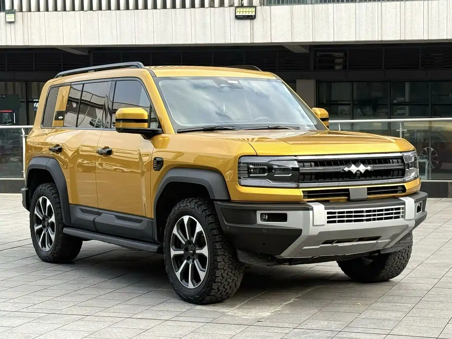 صورة 2 - Fang Cheng Bao Leopard 5