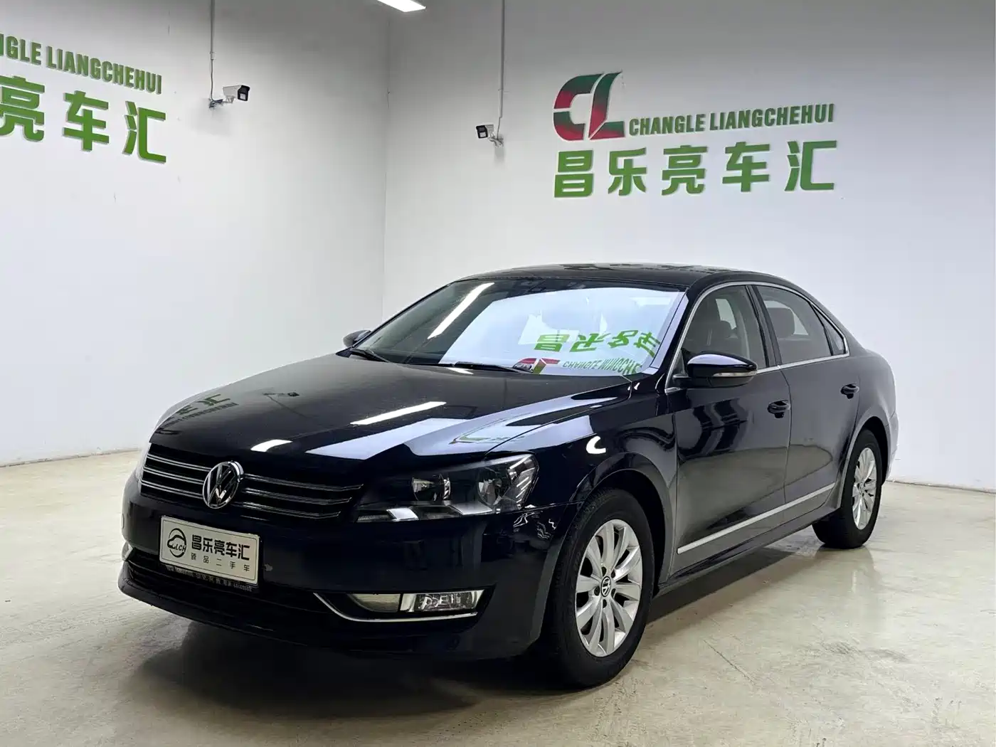 Volkswagen Passat 2013 1.8TSI DSG Zunrong фото 2