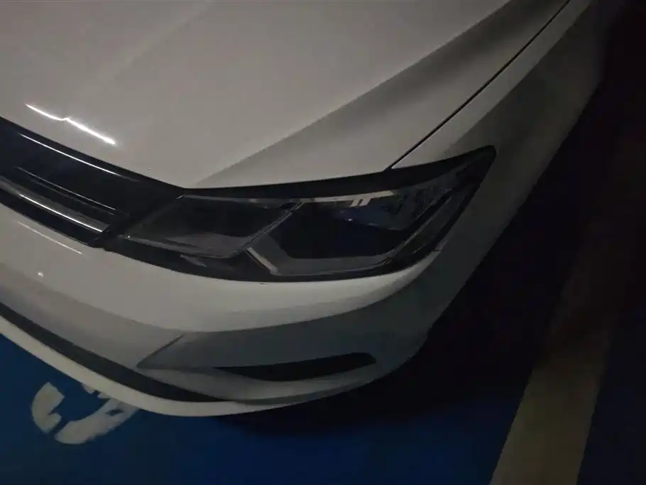 Volkswagen Lamando 2017 230TSI DSG Trend Edition фото 5