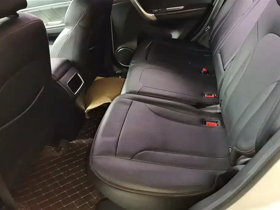 Haval M6 2017 1.5T Automatic 2WD Elite фото 11
