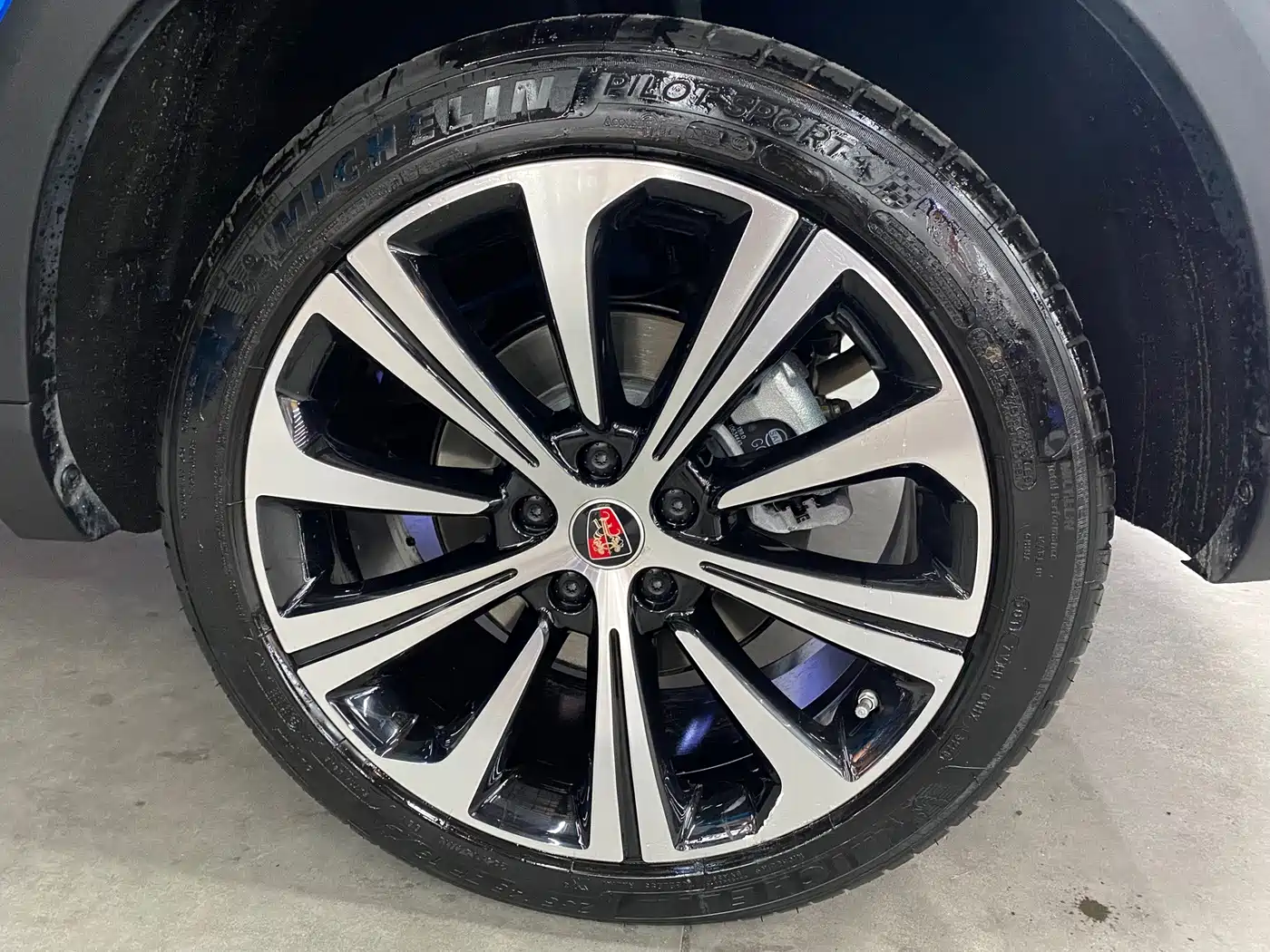 Roewe RX5 eMAX 2020 2020 500PHEV Smart Cockpit Flagship Edition