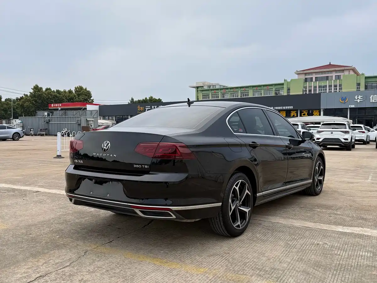 Volkswagen Magotan 2026 2026 Model 30 Million Special Selection 380TSI DSG Luxury