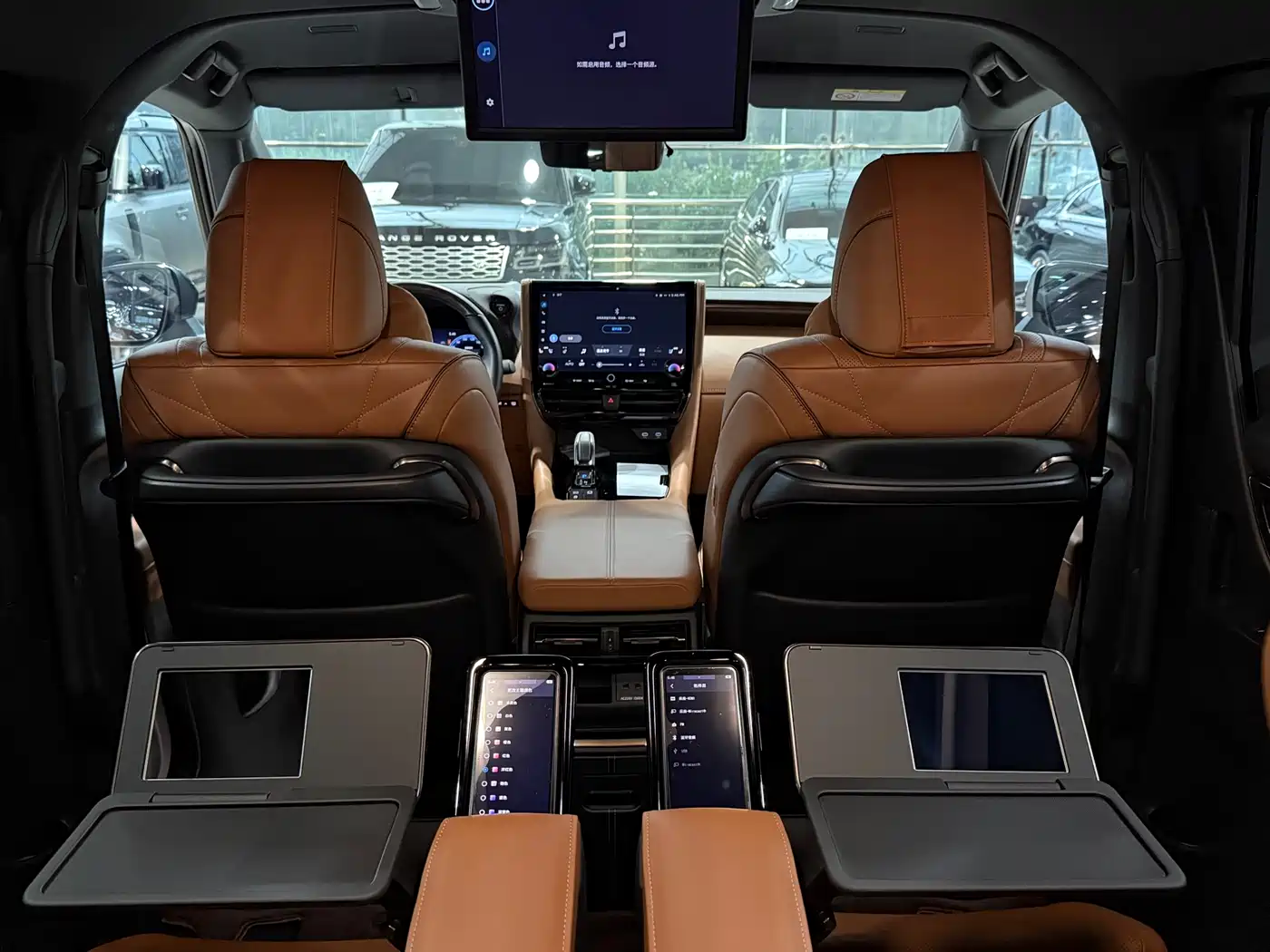 Toyota Vellfire 2024 Crown Hybrid 2.5L Executive Premium Edition фото 14