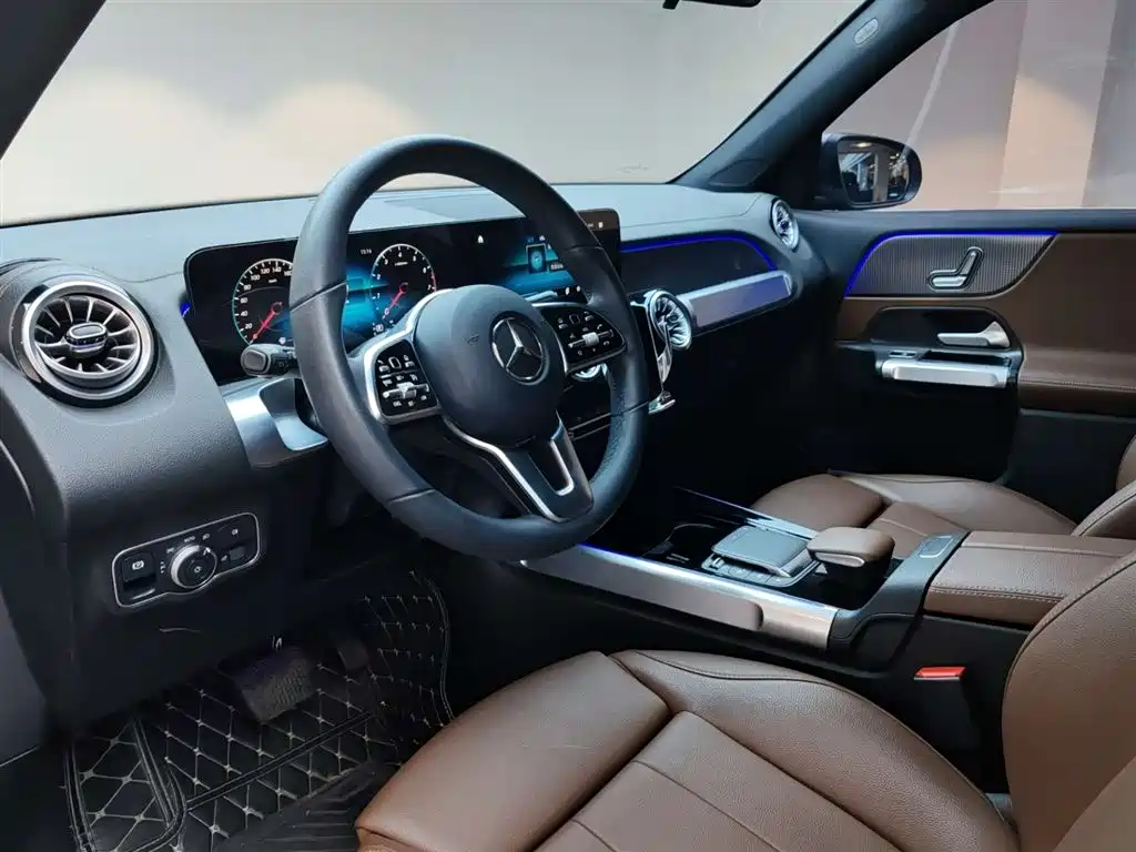 Mercedes-Benz GLB 2023 GLB 220 Dynamic фото 7