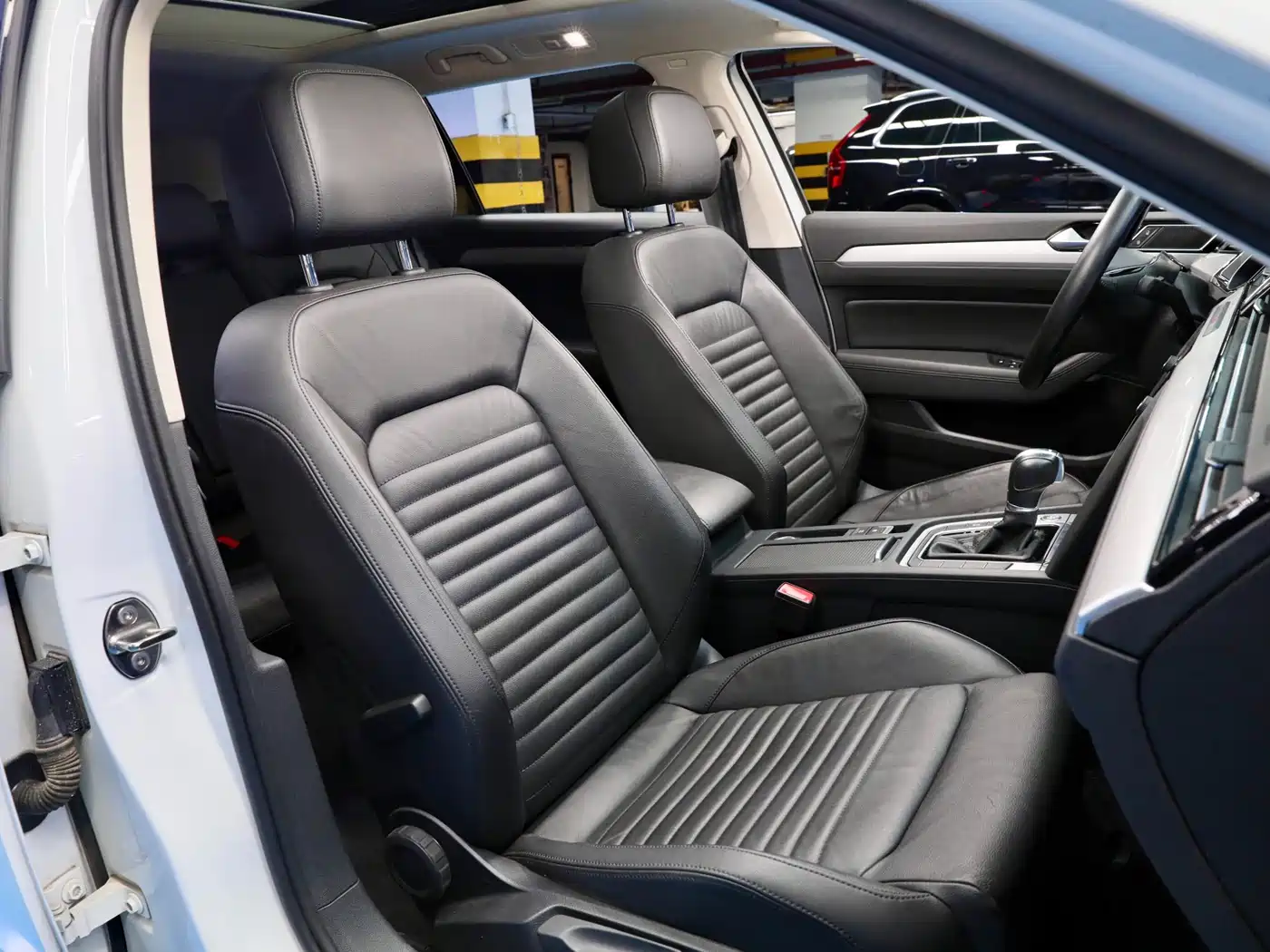 Volkswagen Weilan 2017 380TSI 2WD Comfort Edition фото 8