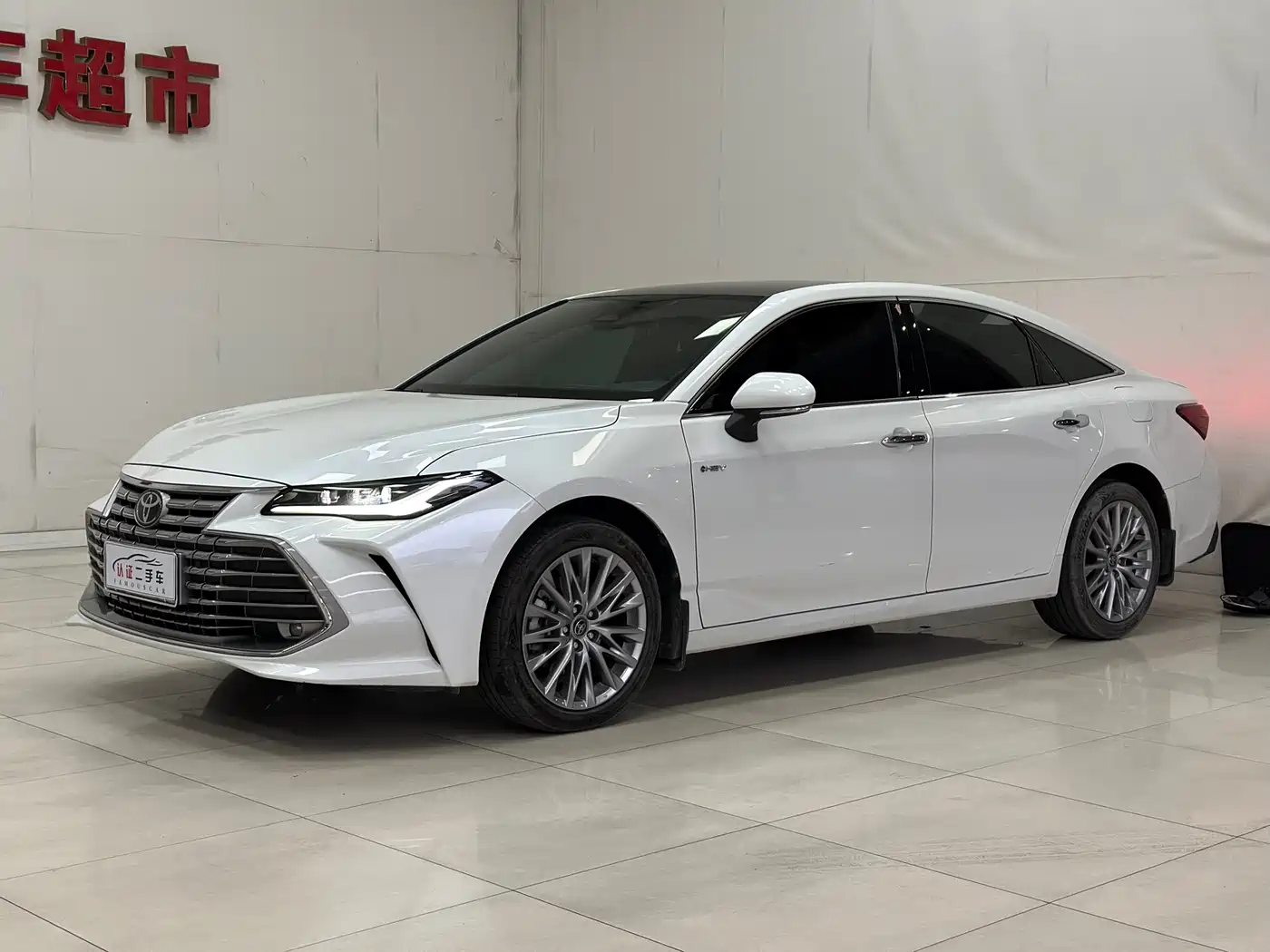Toyota Avalon 2024 Hybrid 2.0L Luxury Edition