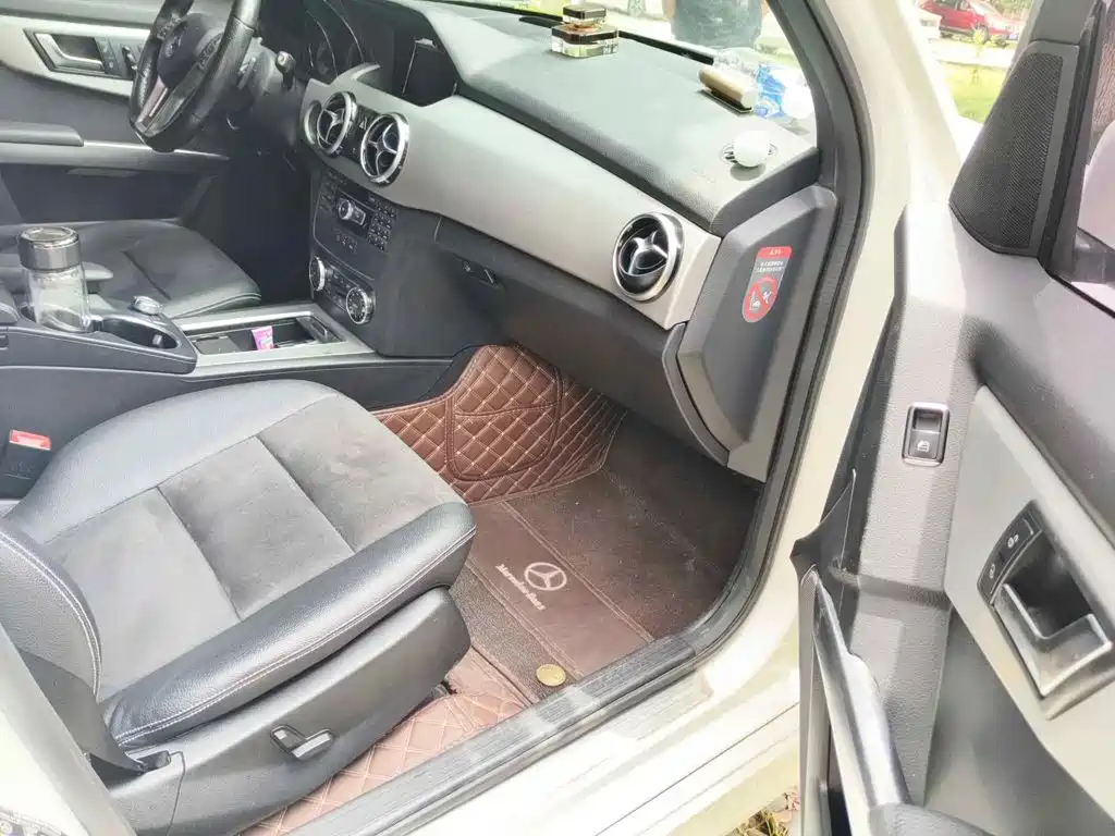 Mercedes-Benz GLK-Class 2016 2014 GLK 200 Standard